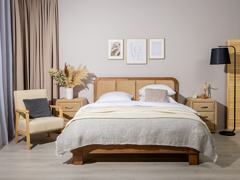 Двуспальная кровать с высоким изголовьем Hemwood - Кровать из натурального массива сосны с мягким изголовьем